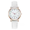 Montres féminines MONTRES FEMMES LUXURES FEMMES DES FEMMES LUMINES STRAPE DE CUIR LUMIN