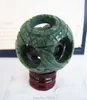 Dekorativa figurer naturlig grön jade set boll tre lager handarbete snidande fengshui sfär vrida ornament