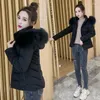 Trench da donna 2024 Giacca invernale Donne da donna Collar rimovibile Female Casual Cotton Down Short Ladies Belier Coat