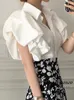 レディースポロス韓国シャツの夏のスリムフィットフライトスリーブユニークなデザインレトロ美学純粋なフリップカラーオフィス服