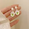 Boucles d'oreilles en peluche douce blanche en émail 3D stéréoscopique TULIP DROP POUR FEMMES FILLES MINIMAU-FLEUR PENDANT PENDANT POURONE D'OREUR