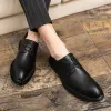 Laarzen 2023 Spring Gentleman Oxfords Leer schoenen goederen mannen schoenen mode casual puntige teen formele zakelijke mannelijke trouwjurk