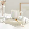 Kubki kubek kawy z zestawem tacki bowknot w stylu nordyckim ceramiczna piękna filiżanka picia przystojna projektowanie filiżanki sens