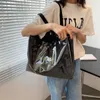 BAGO de grande capacidade feminina Summer Korean Edition Trendy One ombro de saco de axilas da moda simples transparente transparente bolsa de manobra 240415