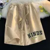 Shorts de basquete americanos, calça de cinco pontos do verão masculino de cinco pontos, adolescentes rufianos explosivos, belos shorts de estilo Hong Kong, versátil