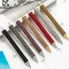 Paillette à paillettes Crystal Pen 0,5 mm Black Recharge Ballpoint Pen Office Stationery Gel Pen Étudiant outils de rédaction