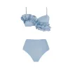 2024 Nouveau maillot de bain en bikini à volants bleu mignon et maillot de bain des femmes de maillot de bain Sarong Femmes de baignoire
