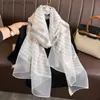Scarves 2023 Luxury Brand Silk Shawl Scarf for Women Design Plaid Hijab Wraps Bufandas Female Headkerchief Fouloud Echarpe NEW240409
