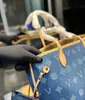Tasarımcı Çanta Tote Çanta M40995 Mavi Denim Jacquard Alışveriş Paketi Debriyaj Çanta NF Büyük Kapasiteli Tote Cüzdan Cüzdan