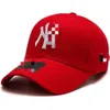 キャップデザイナーハット高級ケースキャップソリッドカラーレターデザインハットファッションハットマッチスタイルボールキャップ男性女性野球帽