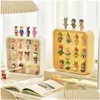 Lagringslådor BINS Väggmonterade låda för figurer Visa tydlig akrylblind Display Case Stand Dust Proof Doll Toy 240125 Drop de Dhuos