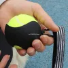 Support de couverture de balle de compagnie mains libres porte-balle de tennis avec une plaquette de laisse pour chiens