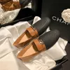 Chaussures décontractées Leshion de chanmeb Brand de luxe Métalliers en métal Loafers en cuir authentique chaussures plates Femmes Mélange-Color Designer Slip-ons Flats Taille 33-41 T240409