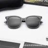 Lens Eyeeglass Männer Klassische Marke Retro Frauen Ray Sonnenbrille Personalisierte Mode Reys Bann 4379d Box Anti -UV -Männer und Damen Sonnenschand Sonnenbrille fahren