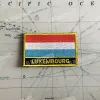 Luxemburgse nationale vlag borduurpleisters badge schild en vierkante vorm pin één set op de doek armband rugzakdecoratie