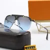 Diseñadores Gafas de sol para hombres Mujeres concesionales de alta calidad Gamás de vidrio de vidrio de lujo de lujo al aire libre Gafas de sol Sunshade Eyewear with Box Bld24492