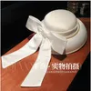Berets 2024 Luxury Large Deep Bucket Hat White Pearls Satin Bow Wedding Bride Cocktail Party Formal Po Shoot Fedoras