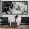 2023 Nowy czarno -biały konia konia sztuka ścienna zdjęcie płócienne malowanie dekoracyjne plakat dekoracje ścienne dekoracje ścienne
