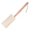 Brosse de bain du foofah naturel avec une longue poignée en bois exfoliant la douche de peau sèche Body Broadber Spa Masseur Cepillo de Bano de Lufa Natural Con Largo de Madera