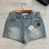 Kvinnors shorts designer 24 vår/sommar ny klassisk broderi mönster hög midja smal denim shorts för kvinnor jvqc