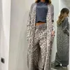 Pantalon féminin à deux pièces OMSJ 2024 Spring Casual Leopard Print Suit Femme Fomes à manches longues Long Cardigan Top élastique