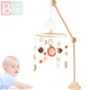 Baby Rattle Toy Crochet Galaxy Mobile Wooden Born Bell Hanging Toys 012 meses Suporte para a cama Bracket Infant Crib Presente 240409