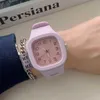 Zegarek dla kobiet Nowy uroczy Pink Square Watch Women Casual Sport Whitewatches silikonowy zespół kwarcowy zegarek na rękę panie gilrs studenci Watch ReLOJ 240409