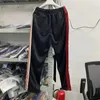 Pantaloni maschili 23ss aghi in stile uomo da donna per pista da strada per pista da ricamo a farfalla per pantaloni per i pantaloni