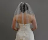 Veu de noiva camada Um véu de casamento branco de corte de marfim com pente 30quot Comprimento do cotovelo Véu de noiva com borda lisa8274846