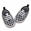 Baby Canvas Sneakers ANTISLIP Soft Plaid Baby Boy Girl Chaussures Borns First Walkers Baby Baby Unisex Casual Chaussures 240409