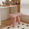 Style de maquillage moderne minimaliste à crème: tabouret de vinaigre