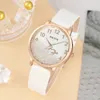 Montre-bracelettes Femmes simples watch fashion cuir quartz wallet set femelle ball ball décoration papillon montre femme