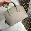 Sac à main en cuir bolide sacs de luxe de luxe pour femmes de luxe classiques de vache de vache à motifs à motifs de vache à motifs de vache coquille de vache sac simple épaule diagonale Cro a le logo hb2jz1