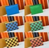 Brand Bags Mens Long Wallets Green Letter Pochette Handbags Purses Women Men Wash Bags Lager Plaid Graffiti Clutch Bags With Card Holders Ladies Wallets Pocket