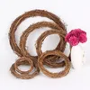 1Pack Natural Rattan Couronne de pin Branches de Noël Cons de Noël pour la couronne de Noël de Noël DIY Fabriqué à la main Decoration de porte