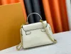 24SS Luxe Designer LockMe ooit Mini Handtas Dames Handtas Schoudertas Crossbody Make -uptas Purse Gentle Elegance 23cm