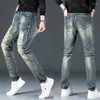 Pantalones vaqueros para hombre de alta calidad empalmados motocicleta marca Slim Fit agujero bordado pantalones masculinos fiesta Hip Hop pantalones de talla grande