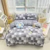 Bettwäsche -Sets Hochwertiges Retro -Blütenset Baumwoll Geometrische Bettdecke Bedeckung Bettwäsche Bettwäsche Rosenstreifen Erwachsene Kinder Haus zu Hause