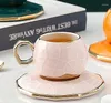 Mokken 220 ml Creative Color Glaze Coffee Cup en Saucer Set gouden omrande keramische lade eenvoudige mokwater