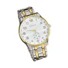 Montre-bracelets à calendrier formel dans la montre en acier masculin élégant watch quartz watch minimaliste rond du design à la mode adolescents pour l'anniversaire