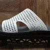 Sandálias para masculino verão novo estilo casual sola praia sandals duplos e chinelos anti-deslizamento resistente ao desgaste