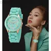 Kvinnors klockor Women Watches 2023 New Fashion Luxury Brand Womens Watch Silicone Strap Quartz Wrist Watch for Female Relogio Feminino Zegarki 240409