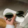 Designer Sonnenbrille für Herren Womens Classic Cat Eyes Oval Luxury Brand Fashion Design Sonnenbrille Sonnenschutzstrahlung Trend Sonnenbrille