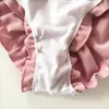 Kvinnors badkläder 2024 Bandeau High Cut Bikini Set Swimsuit Kvinnliga kvinnor baddräkt smockade sexiga bikinier från axelbad rosa rosa