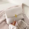 Sacs à bandouliers Bag féminin 2024 Brand Design Pure Couleur Pu Leir Loissine Fashion Shopping Femmes Messenger Voyage doux