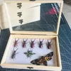 FRAMENTOS Amostra Exibição da caixa de exposição Caixa de coleta de figuras de insetos de madeira VINTAGE VIDRO E METAL