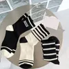 Women Socks 5 Pairs Of Fashionable And Trendy Women's Wocks Set Black White Striped Minimalist Sports Style Medium Length