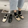 Femmes rétro Flat Women's Square Single One Word Boucle peu profonde bouche Mary Jane Spop Toe Shoes Sandales