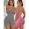 Active Sets Dames Sport Skinny Jumpsuits Yoga Sheeves Shorts Tasten passen naadloze strakke bodysuit gym fitness overalls korte één stuk workout set