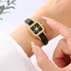 Armbandsur lyx varumärke kvinnor läderband armbands kvarts för kvinnor klocka present reloj mujer relogio feminino240409